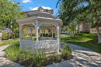 Bridgeport Coast in Santa Clarita, CA - Building Photo - Building Photo