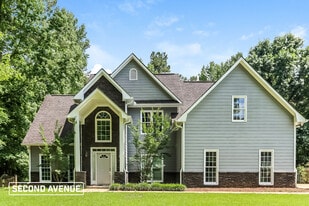 269 Yorkshire Pl in Newnan, GA - Building Photo
