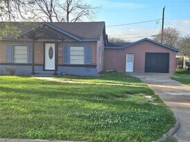 2216 3rd St in Galena Park, TX - Building Photo