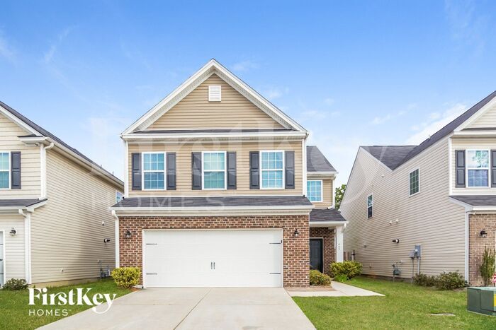 445 Whispering Breeze Ln in Summerville, SC - Building Photo