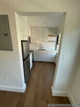 1200 Massachusetts Ave, Unit 218 in Cambridge, MA - Building Photo - Building Photo