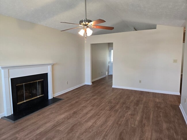 204 Tipchik Dr in Lexington, KY - Building Photo - Building Photo