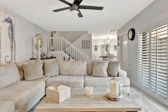 1209 12th Ct in Jupiter, FL - Building Photo - Building Photo