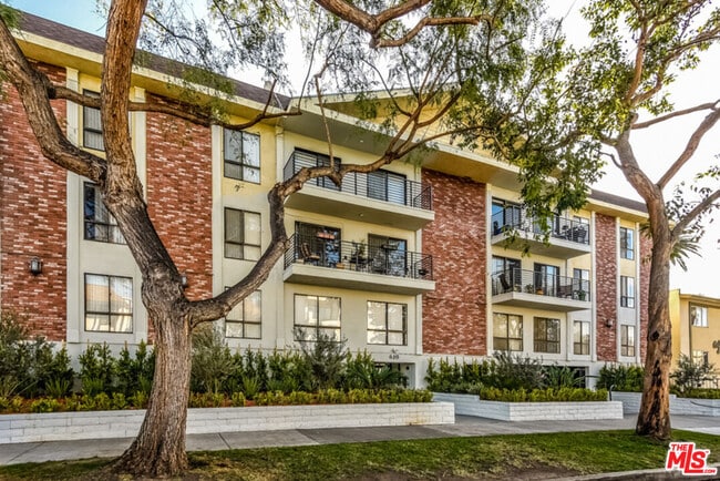 610 Orlando Ave in West Hollywood, CA - Building Photo - Building Photo