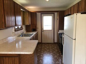 616 W Prairie St in Warsaw, IN - Foto de edificio - Building Photo