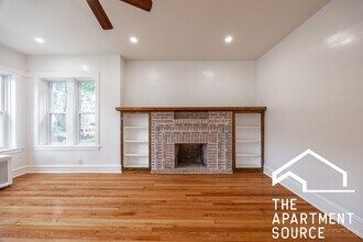 5713 N Talman Ave, Unit 1 in Chicago, IL - Building Photo - Building Photo