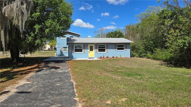 681 Lake June Rd in Lake Placid, FL - Building Photo - Building Photo