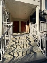 120 Long Branch Ave in Toronto, ON - Building Photo - Building Photo
