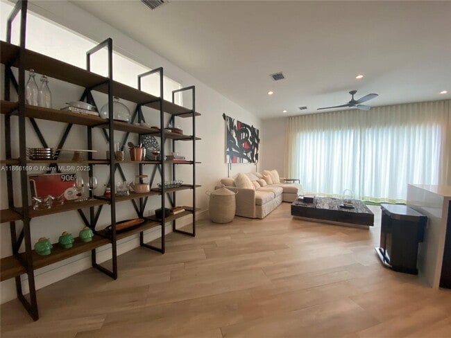 property at 2931 SW 27th Terrace