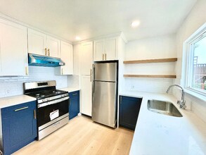 544 Vista Mar Ave in Pacifica, CA - Building Photo - Building Photo