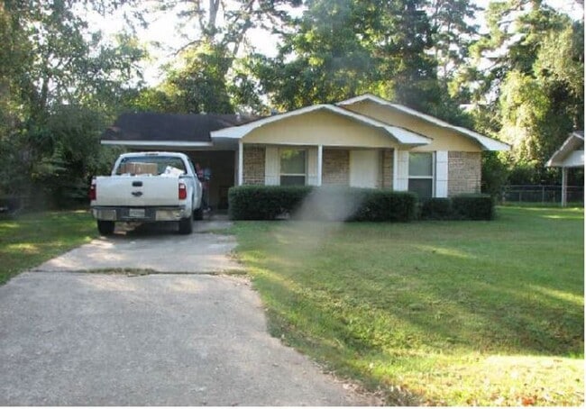property at 804 Marie Ave