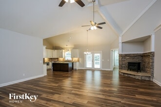 3641 Cochran Rd in Gainesville, GA - Building Photo - Building Photo