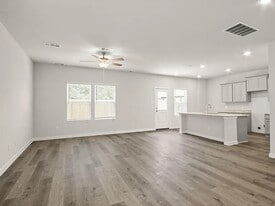 21019 Voyage Ln in Porter, TX - Building Photo
