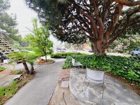 3906 La Crescenta Ln - 12