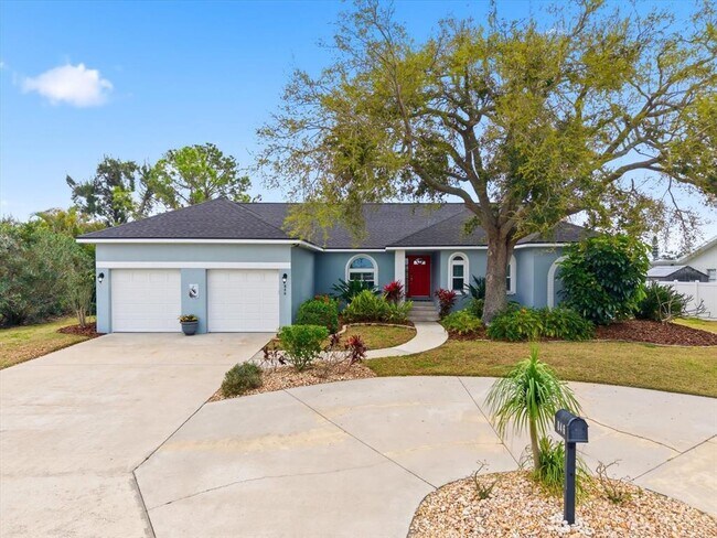 property at 846 Birdie Way