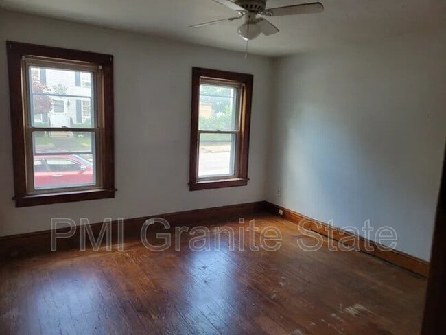 162 Beech St in Manchester, NH - Building Photo - Building Photo