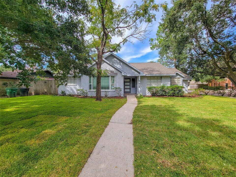 5402 Ariel St in Houston, TX - Foto de edificio