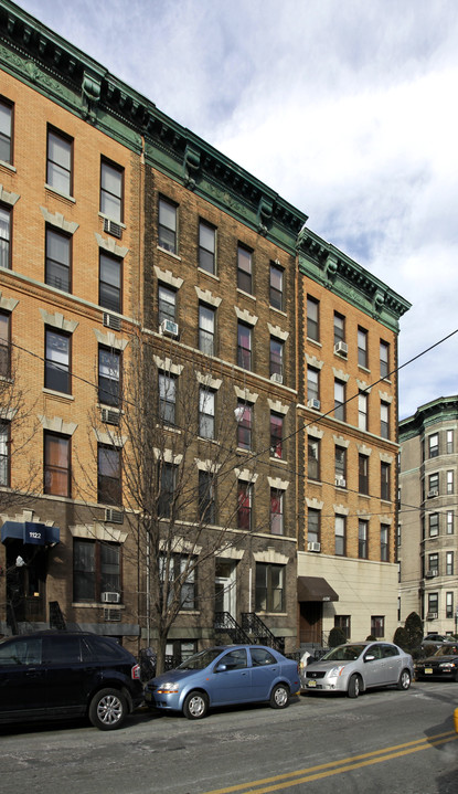 1124 Hudson St in Hoboken, NJ - Foto de edificio