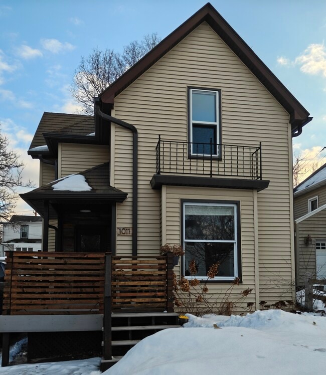 property at 1011 E Grand Ave