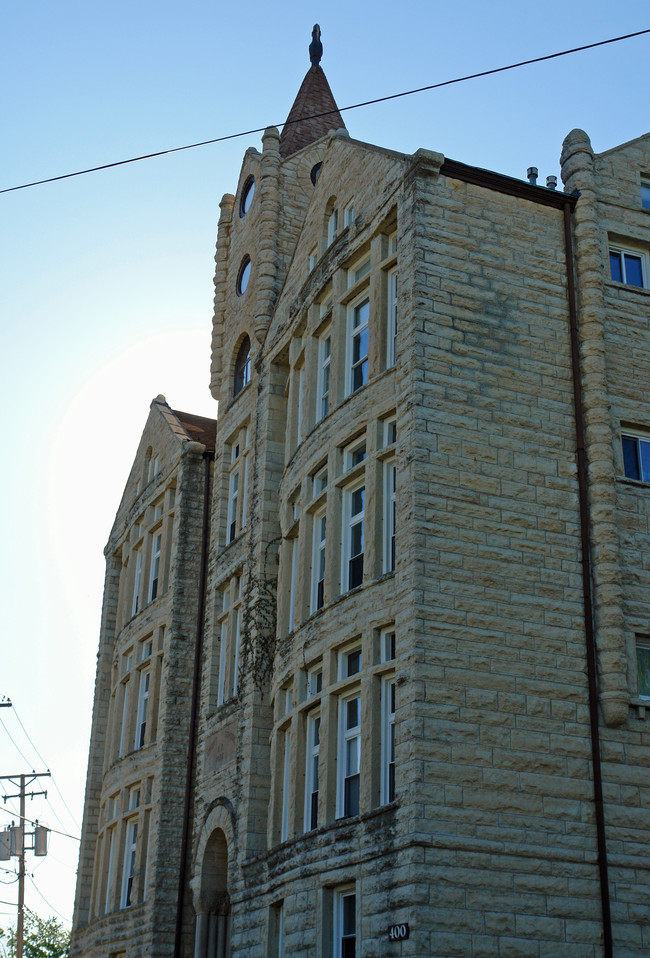 McCarthy State Manor Condominiums in Lemont, IL - Building Photo - Building Photo