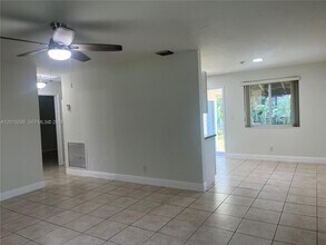 753 SW 3rd St in Dania Beach, FL - Building Photo - Building Photo