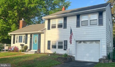 516 Glover Rd in Wilmington, DE - Building Photo - Building Photo