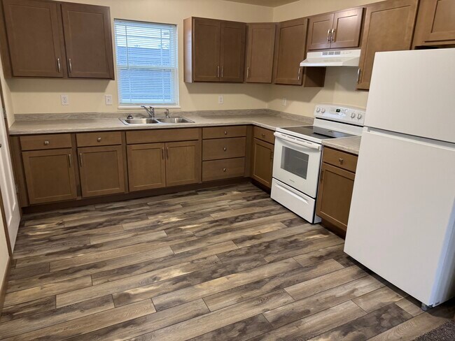 1137 Alabama Pl in Sturgeon Bay, WI - Building Photo - Building Photo