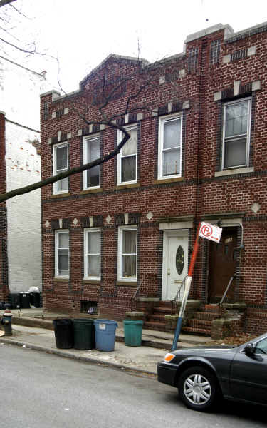 938 E 5th St in Brooklyn, NY - Foto de edificio