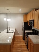 3450 N Bosworth Ave, Unit G in Chicago, IL - Foto de edificio - Building Photo