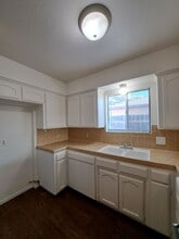4350 N Ellendale Ave in Fresno, CA - Foto de edificio - Building Photo