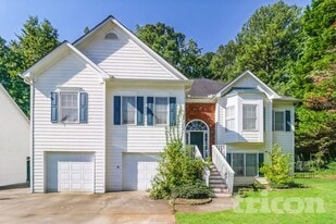 820 Wisdom Ct in Norcross, GA - Building Photo