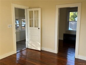 134 N Pierpont Ave in Newburgh, NY - Building Photo - Building Photo