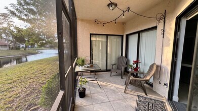 5641 Coach House Cir in Boca Raton, FL - Building Photo - Building Photo