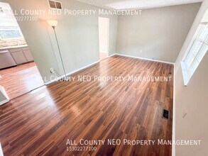 552 Cuyahoga St in Akron, OH - Building Photo - Building Photo