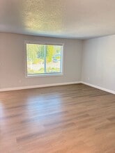 14617 SE 9th St in Vancouver, WA - Building Photo - Building Photo