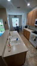 3657 Parkridge Cir in Sarasota, FL - Building Photo - Building Photo
