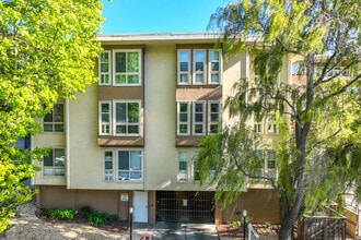 El Dorado Apartments in Oakland, CA - Building Photo - Building Photo