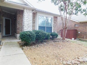 3904 Stone Oak Blvd in Denton, TX - Building Photo - Building Photo