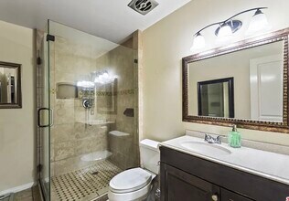 1302 W 127th St in Los Angeles, CA - Building Photo - Building Photo