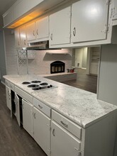 6172 Whitman Ave in Fort Worth, TX - Building Photo - Building Photo