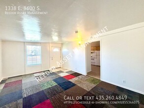 1338 E 8600 S in Sandy, UT - Foto de edificio - Building Photo