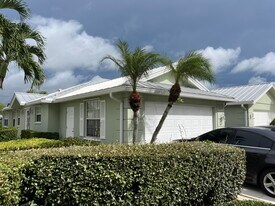 1624 SW Waterfall Blvd in Palm City, FL - Building Photo