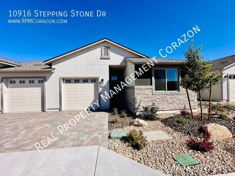 10916 Stepping Stone Dr in Reno, NV - Building Photo