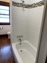 1557 Cohassett Ave-Unit -4 in Lakewood, OH - Building Photo - Building Photo