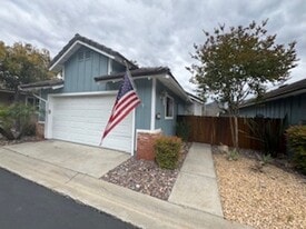1241 Pearlbush Ct in El Cajon, CA - Building Photo
