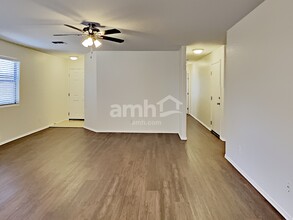 2311 E Meadow Point Way in San Tan Valley, AZ - Building Photo - Building Photo