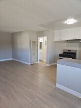 8445 Tobias Ave in Los Angeles, CA - Building Photo - Building Photo