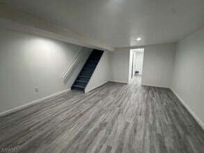 37 Irving St in Carteret, NJ - Building Photo - Building Photo