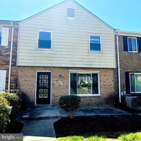 1833 Addison Rd S in District Heights, MD - Building Photo