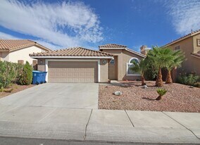 9220 Estrada Ave in Las Vegas, NV - Building Photo